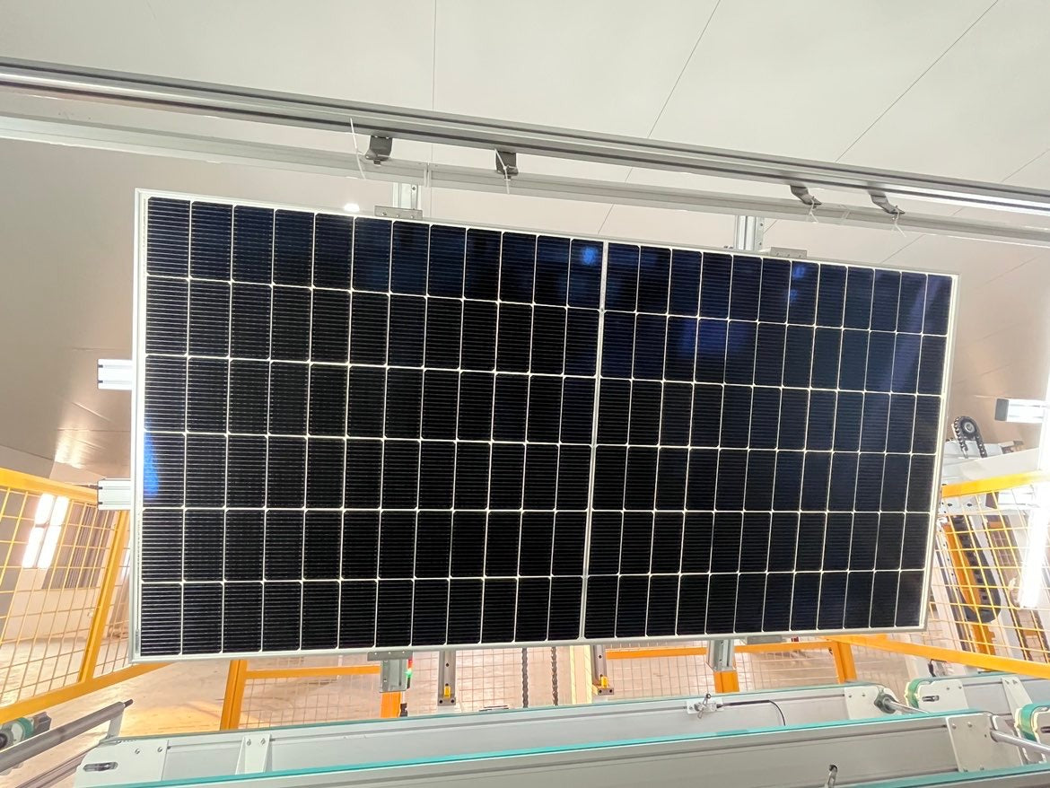 585W Solar Panel (pack of 4)
